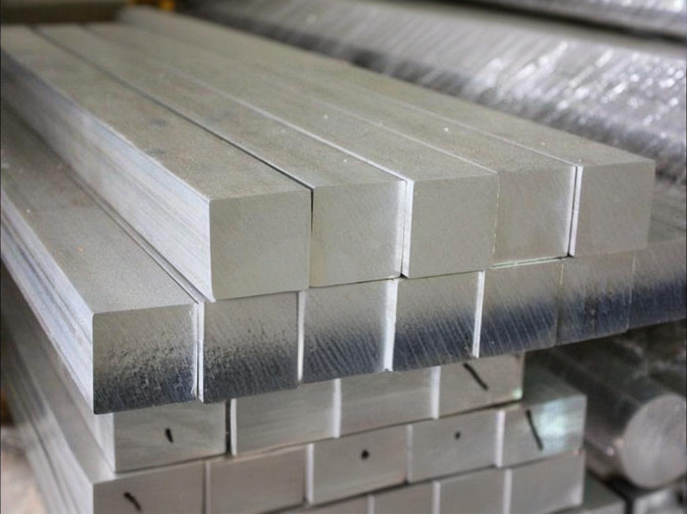 304 & 316L Stainless Steel Square Bar Supplier | Cold-Drawn, Corrosion-Resistant | Custom Sizes & Fast Delivery