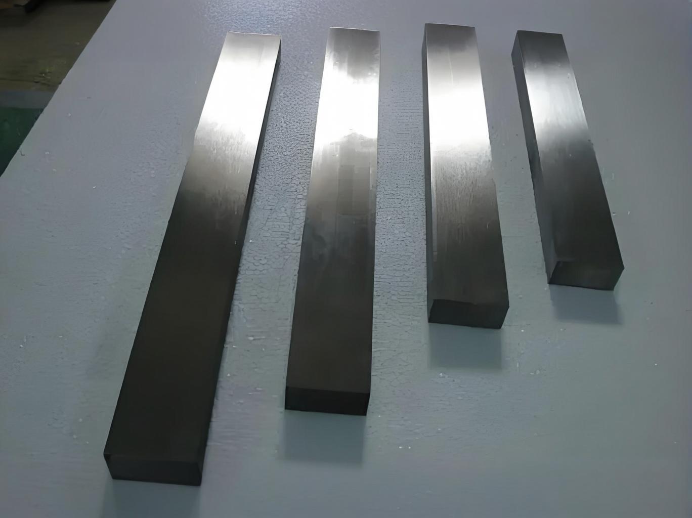 304 & 316L Stainless Steel Square Bar Supplier | Corrosion-Resistant Industrial Grade Metal Stock | Fast Shipping & Direct Pricing