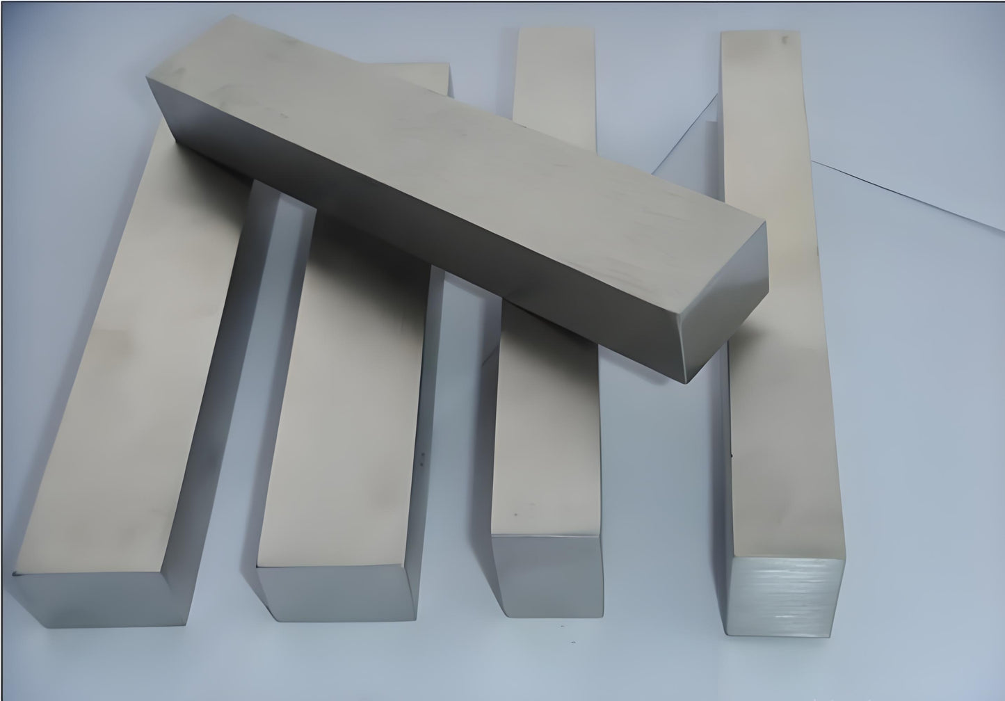 304 & 316L Stainless Steel Square Bar Supplier | Corrosion-Resistant Industrial Grade Metal Stock | Fast Shipping & Direct Pricing