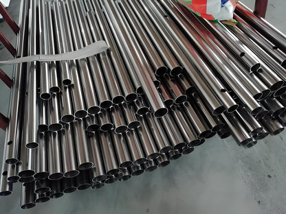 ASTM Certified 316L, 304L Stainless Steel Pipes | S30400, S30401, 321, 2205 Suppliers | High-Quality & Durable